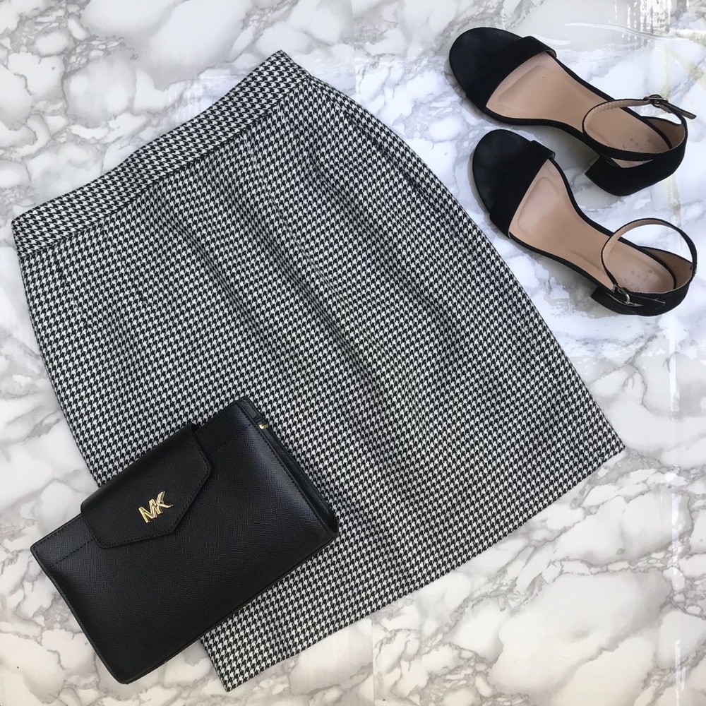 Houndstooth Skirt